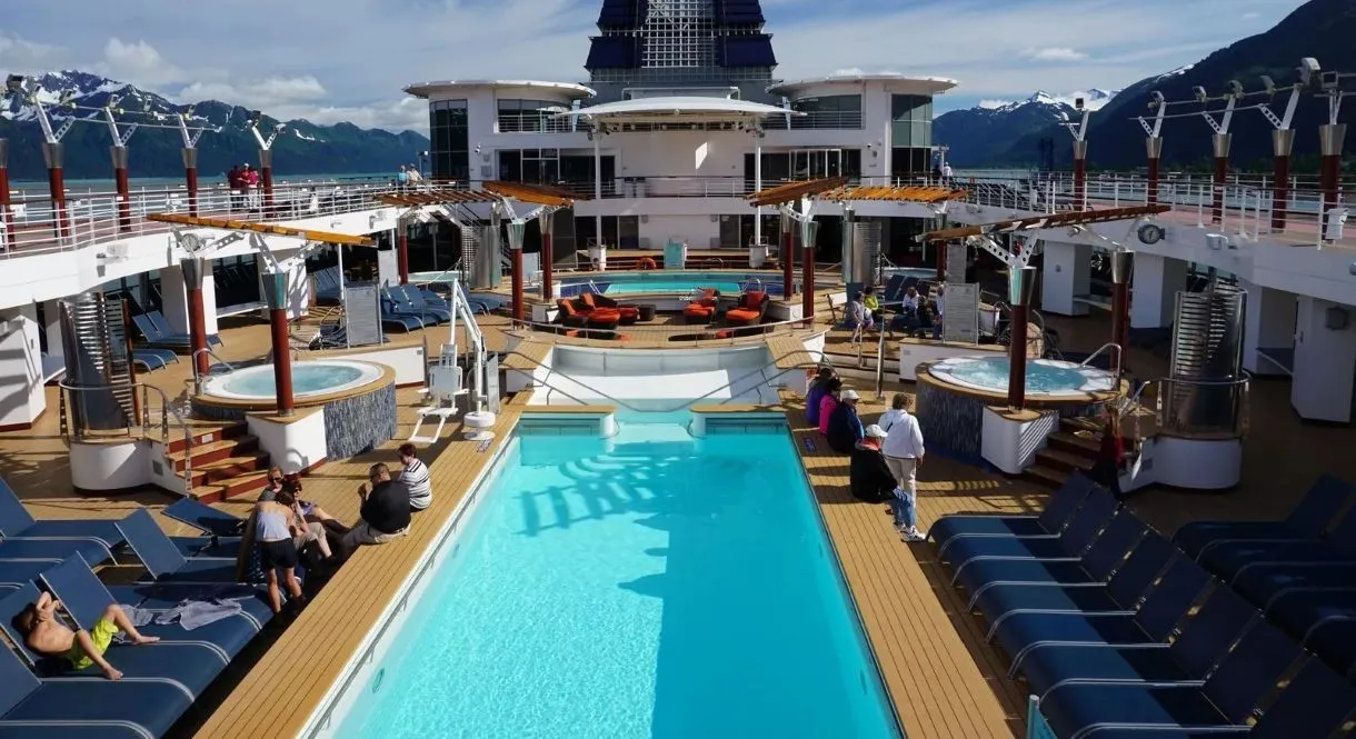 Celebrity Millennium  -4