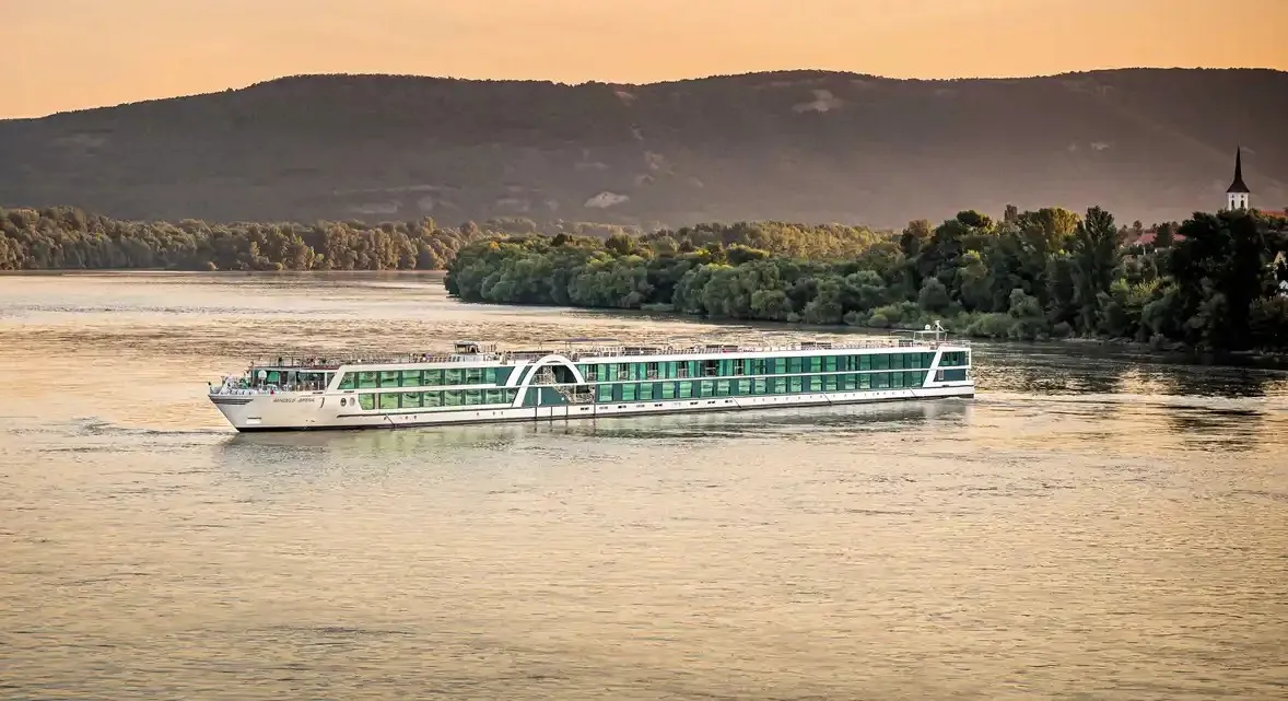 Amadeus Imperial-9