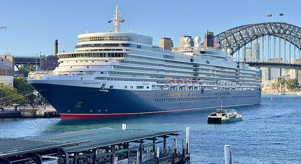Queen Elizabeth-5
